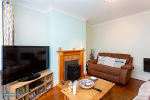 Sitting Room- click for photo gallery